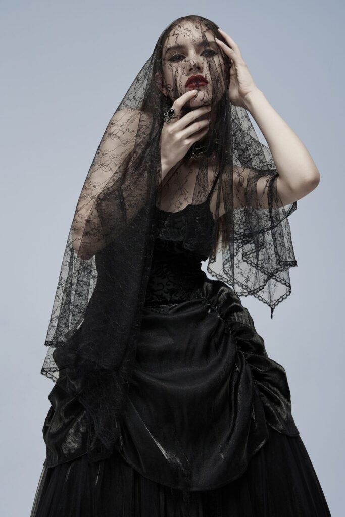 UNDERCOVER dark fashion