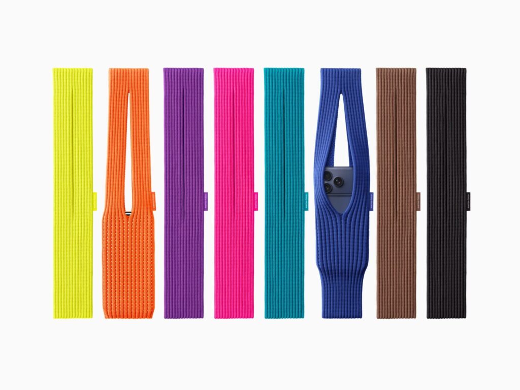 Apple × ISSEY MIYAKE「iPhone Pocket」